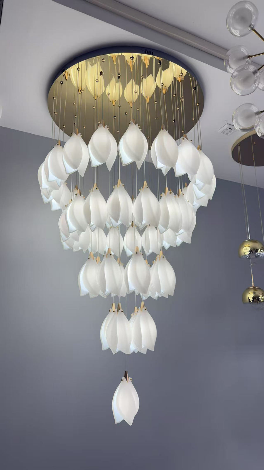 NOVA LINEAR CHANDELIER